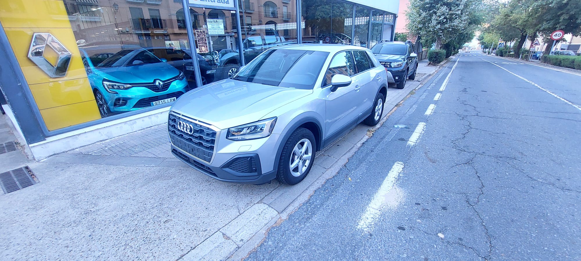 Audi Q2 1.0 110CV miniatura 11